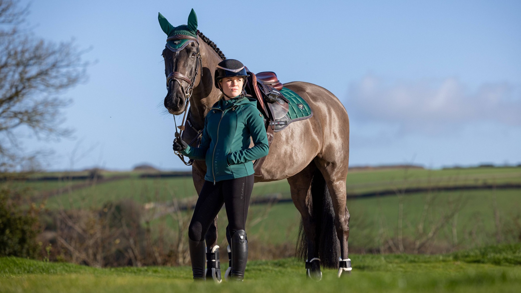 LeMieux Orchid Classic Close Contact Square Robinsons Equestrian