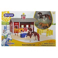 Breyer Red Stable Set