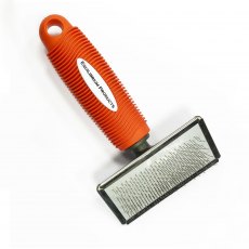 Equilibrium Hook Cleaner Brush Red