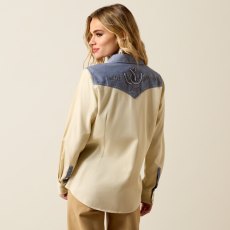 Ariat Women's Horsehoe Western Snap Shirt Long Sleeve Ariat Women's Horsehoe Western Snap Shirt Long Sleeve