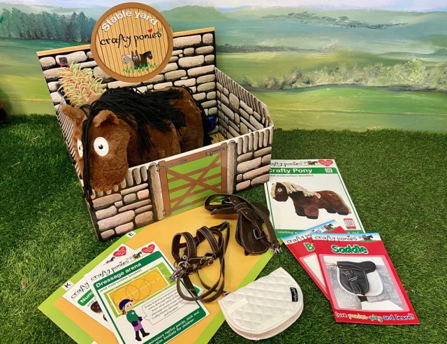 Crafty Ponies Crafty Ponies Leather Tack Starter Box Set Brown